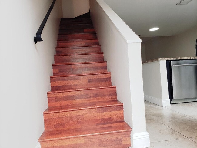 Building Photo - 89 SW 3rd St