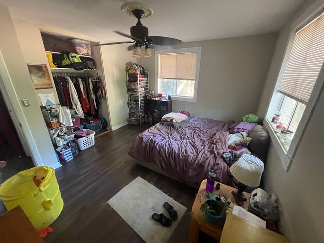 Building Photo - 1116 Pinecrest Dr