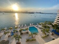 Building Photo - 800 West Ave