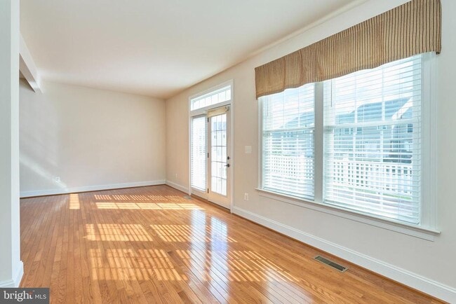 Building Photo - 21276 Hyrst Grove Terrace