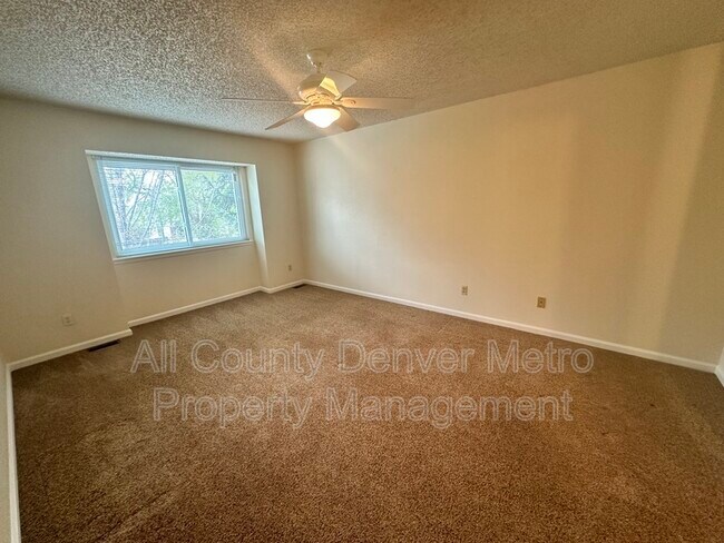 Building Photo - 1427 McIntosh Ave