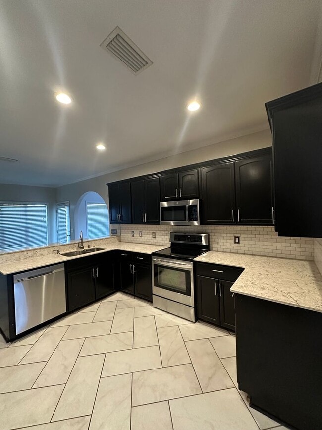 Building Photo - Cotton Creek!!!  4 Bedroom Home!