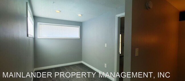 Building Photo - 3 br, 3.5 bath House - 4308 BOTTICELLI ST....