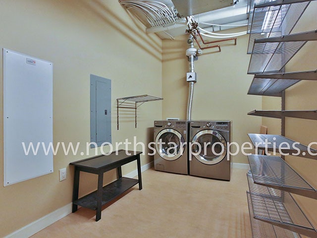 Building Photo - South Waterfront Atwater Perfection