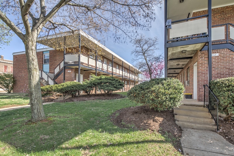 Building Photo - 3112 Arsenal St