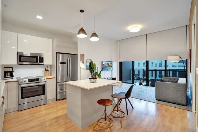 Building Photo - 1220 17th St