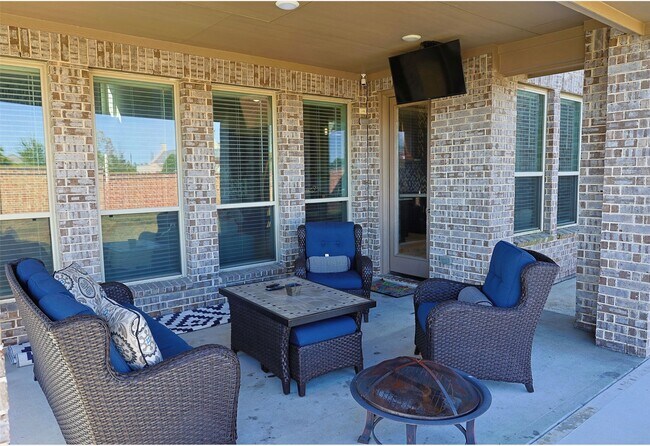 Building Photo - 15770 Deeside Spring Dr