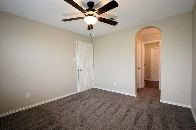 Building Photo - 2502 Elkhorn Ranch Rd