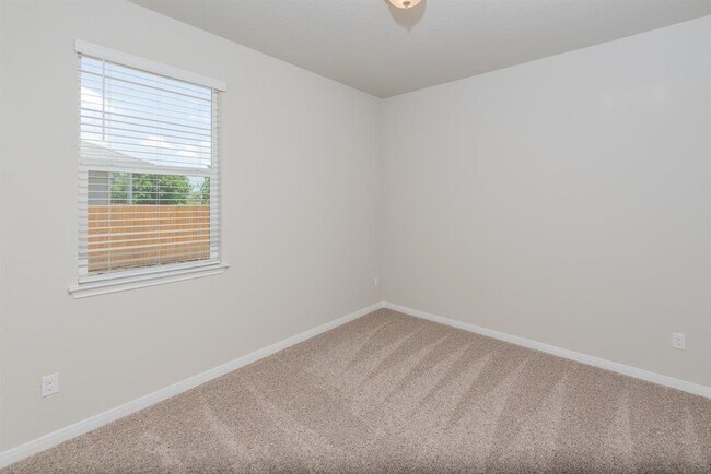 Building Photo - 6621 Kildare Dr