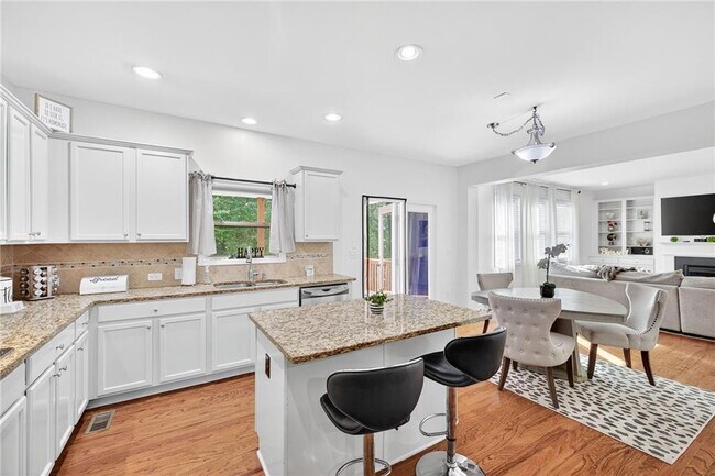 Building Photo - 4471 Redan Ct