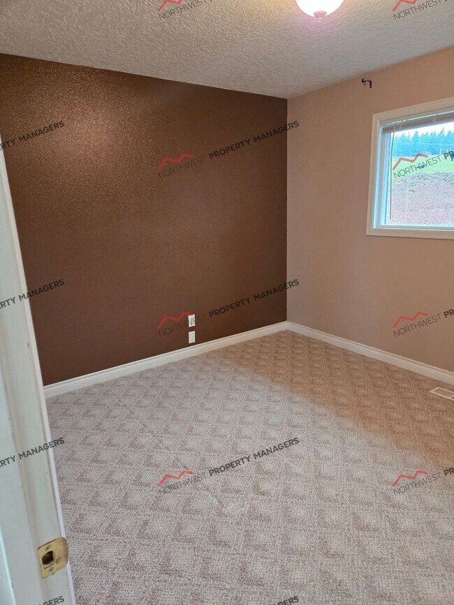 Building Photo - STATUS: *HOLD* R285 | $2695 + $100 for well/septic maintenance