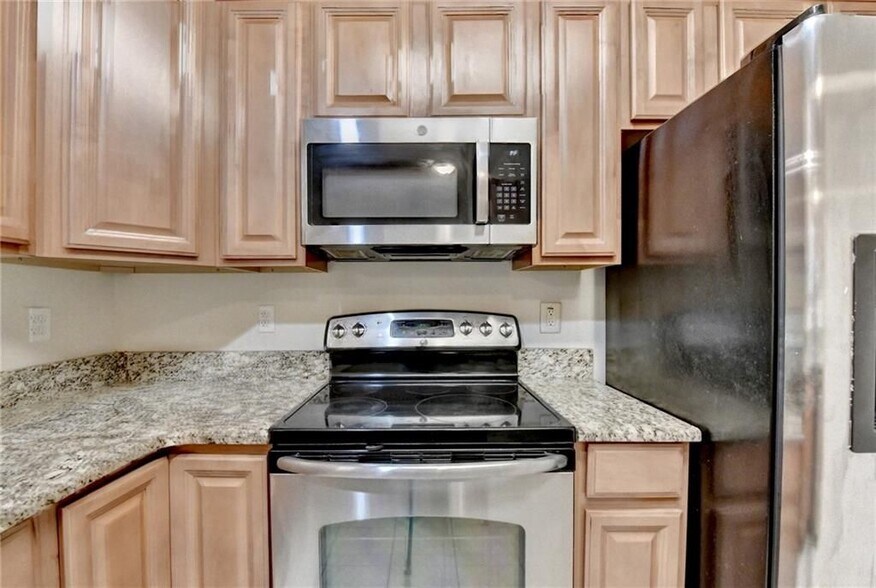 Building Photo - 1641 Tailmore Ln NW