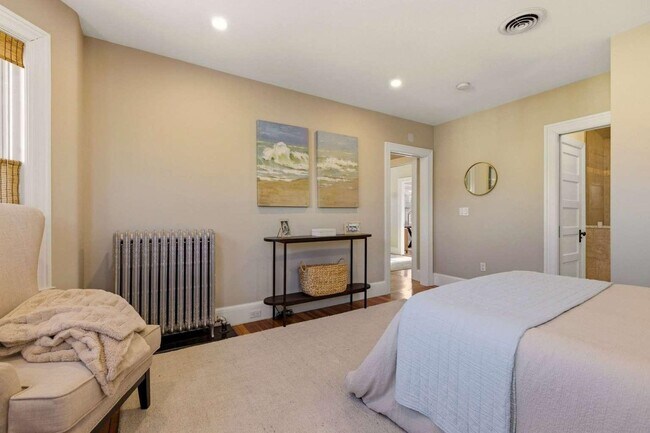 Building Photo - 115 Court St