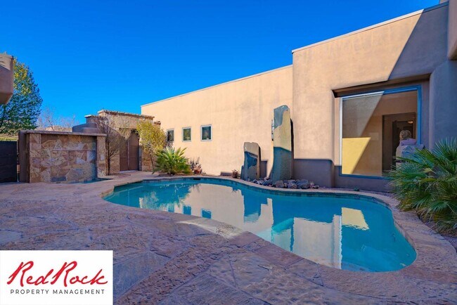 Building Photo - Incredible 4 Bedroom, 4 Bathroom FULLY FURNISHED Property in Entrada with a Private Pool! 18 Mont...