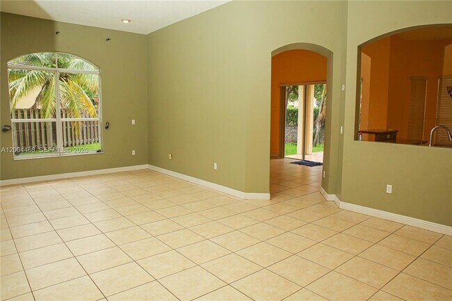 Building Photo - 3488 NE 1st St