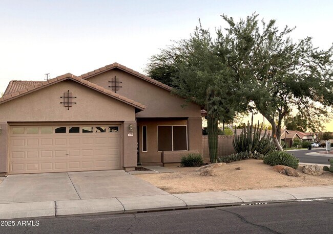 Building Photo - 3799 E Thunderheart Trail