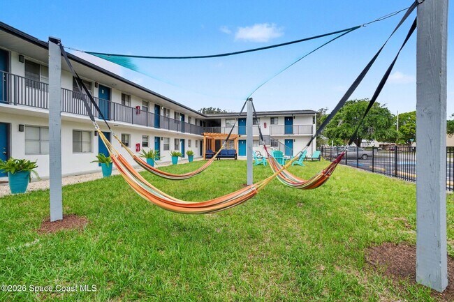 Building Photo - 115 Seminole Ave W