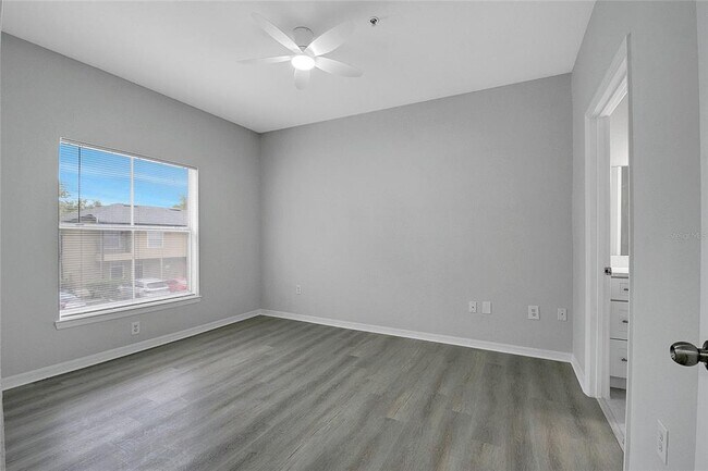 Building Photo - 6005 Westgate Dr