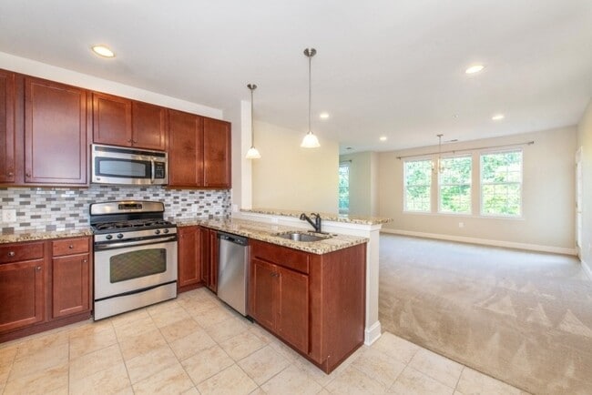 Building Photo - 4211 Ramapo Ct