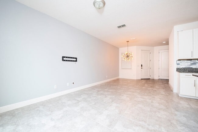 Building Photo - Two story Townhouse 2-bedroom, 2.5 bath in Eagle Creek of Lake Nona