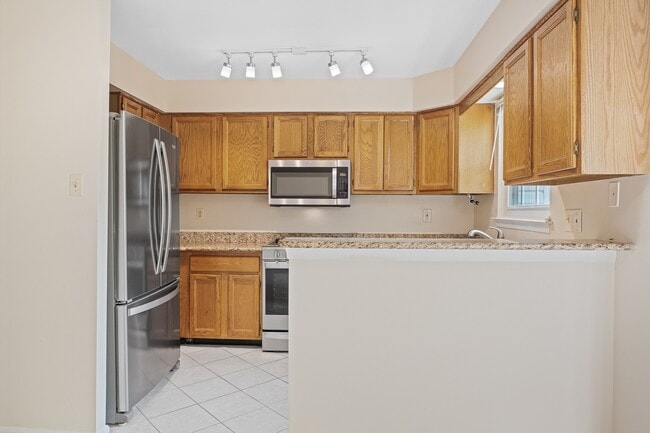 Building Photo - 11740 Stonegate Ln