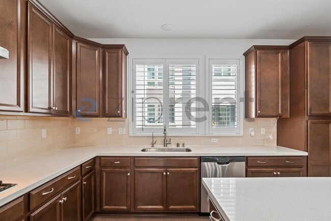 Building Photo - 3412 Element Way