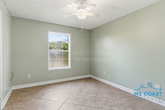 Building Photo - 2717 Honduras Dr