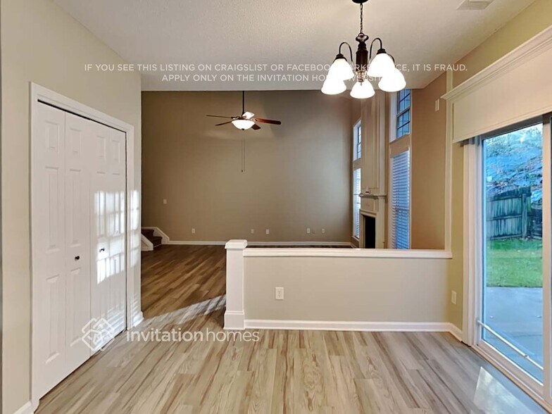 Building Photo - 665 Alstonefield Dr