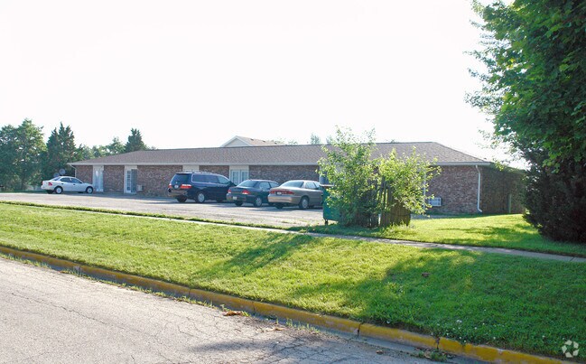 Building Photo - 469 Eisenhower Dr