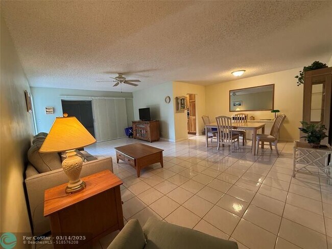 Building Photo - 1397 High Point Way