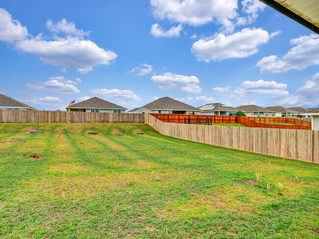 Building Photo - 3962 Whitetail Ln