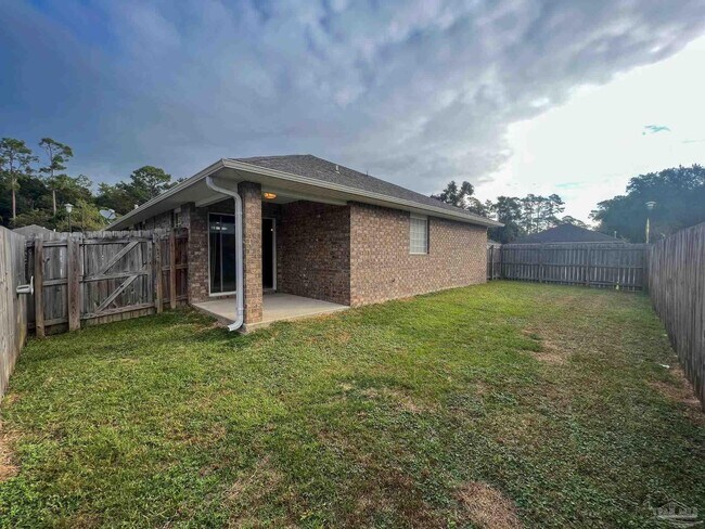 Building Photo - 705 Mozingo Ln