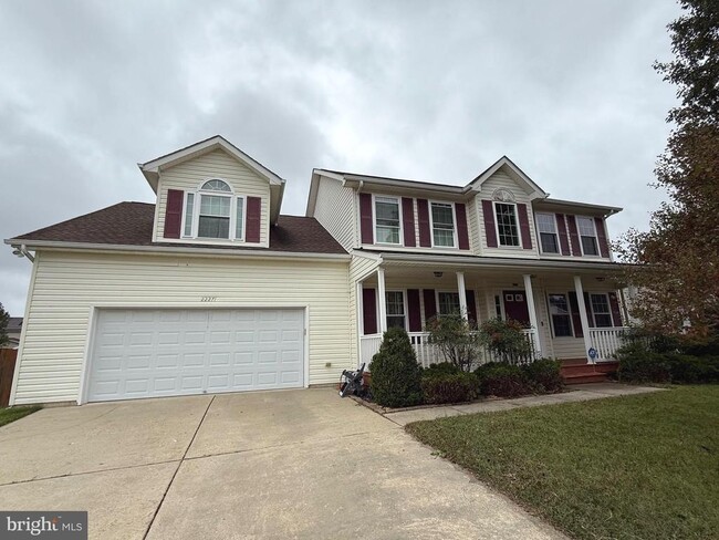 Building Photo - 22271 Goldenrod Dr