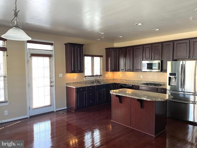 Building Photo - 1022 Ironwood Ln