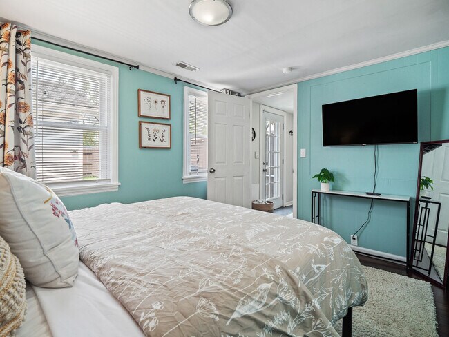 Building Photo - 122 Overlook Rd