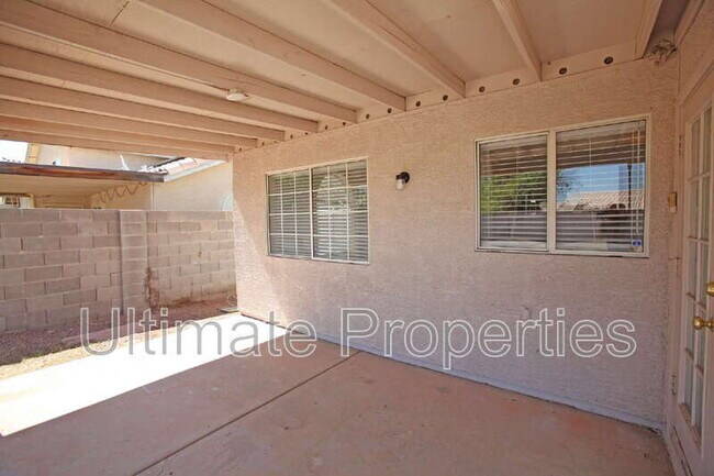 Building Photo - 8537 W Windsor Dr