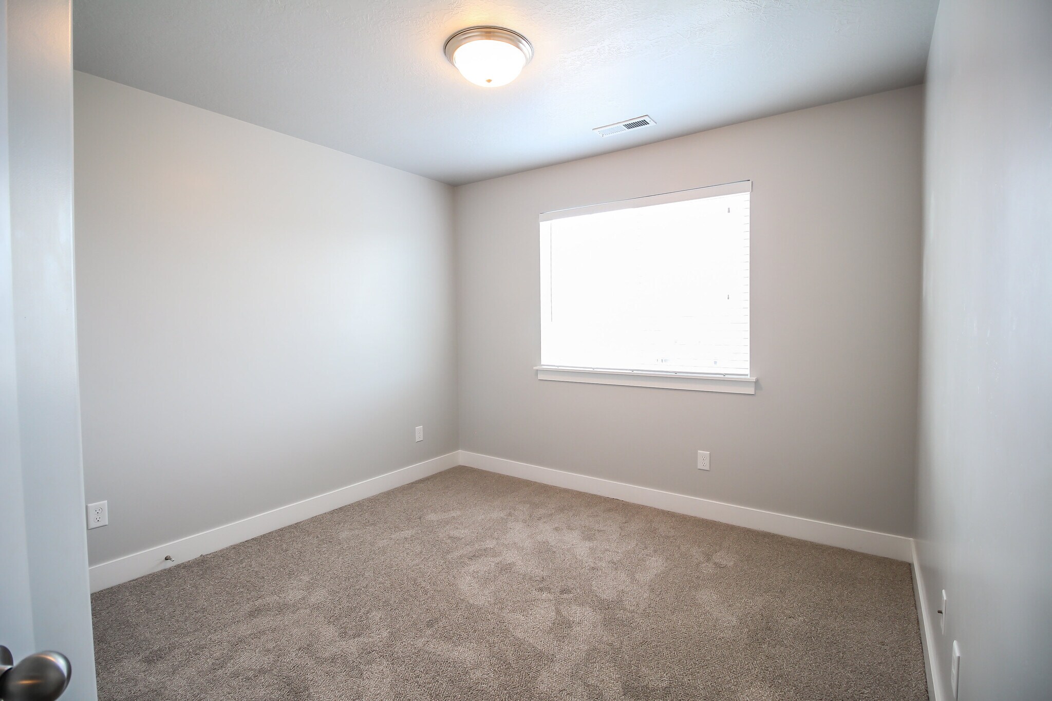 Building Photo - 4901 W Spire Way