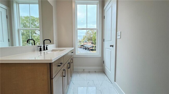 Building Photo - 2611 Alcovy Trl NE