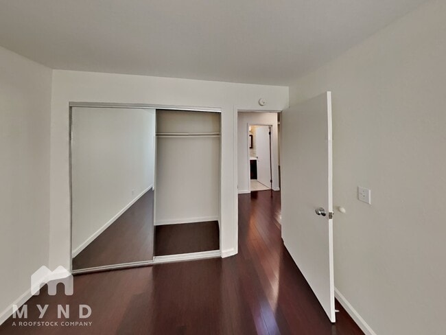 Building Photo - 990 Tera Ct