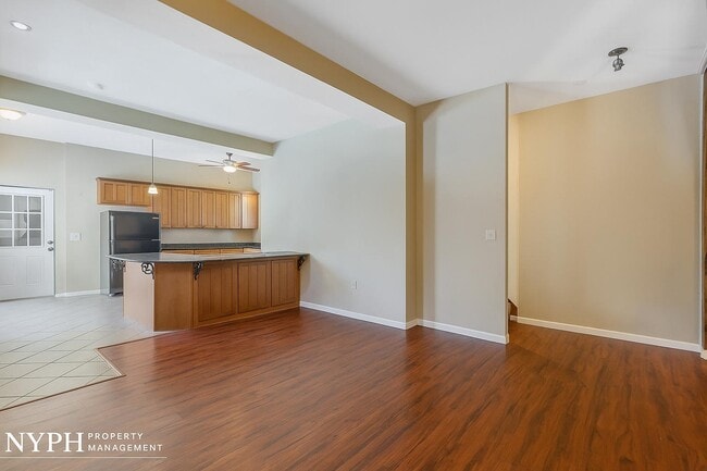 Building Photo - 5113 Cedarvale Rd