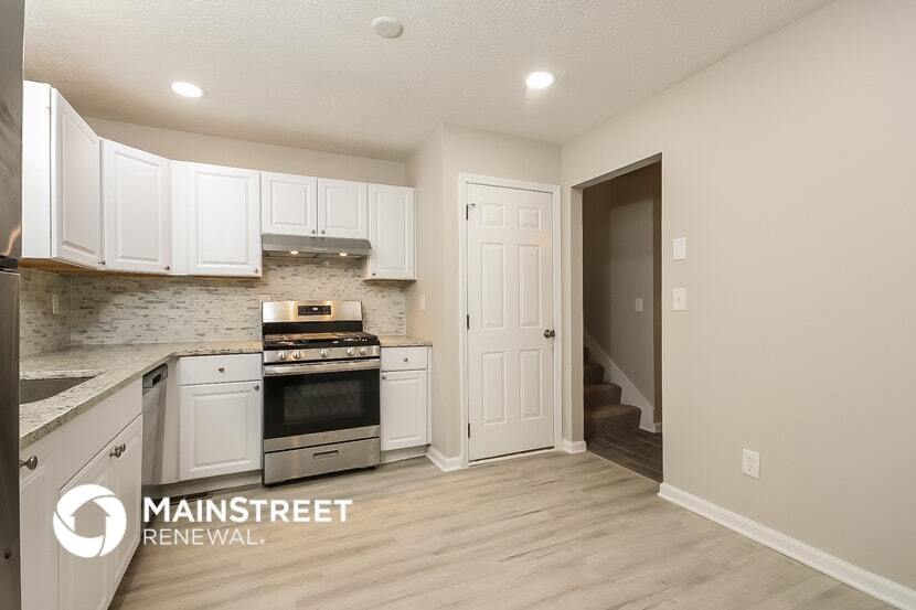 Building Photo - 4349 Parkview Dr