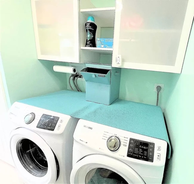 Building Photo - 19 Blackstone Dr