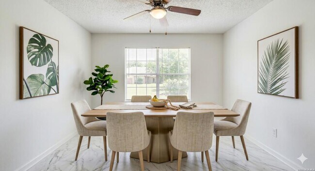 Building Photo - 21523 Hyerwood
