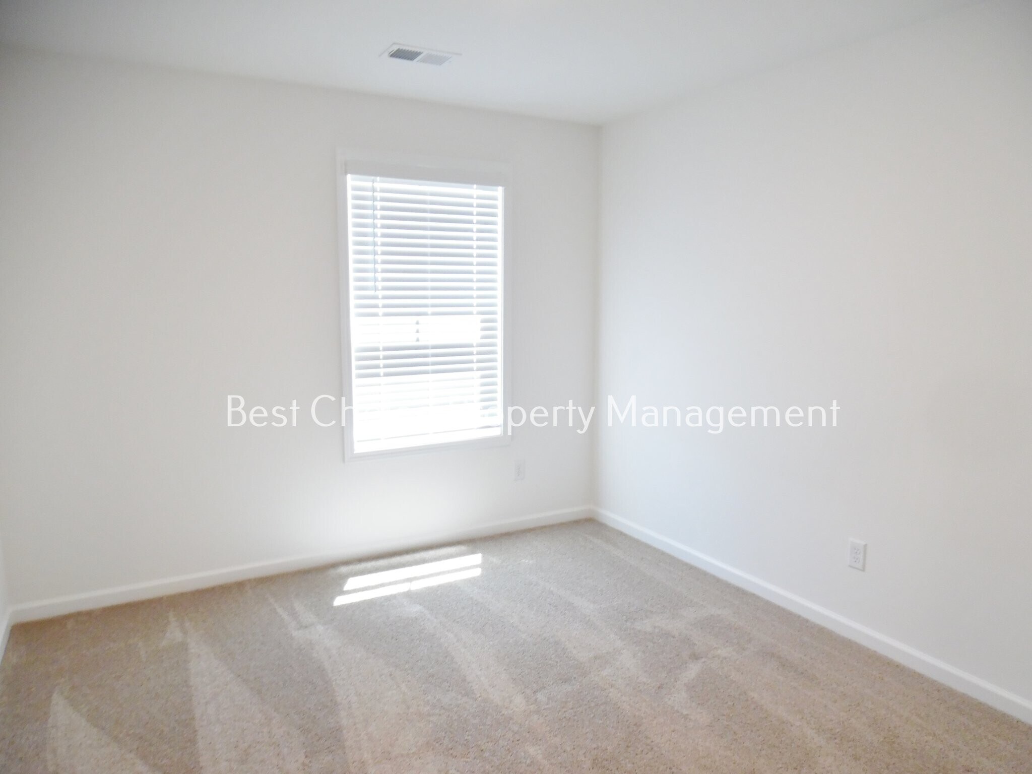 Building Photo - 245 Brown Cir