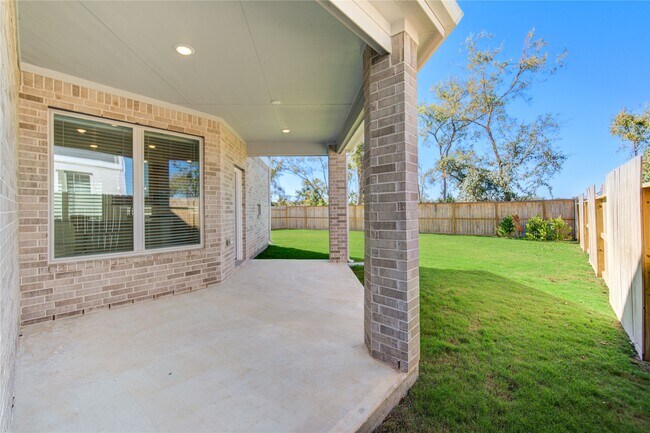 Building Photo - 1419 Shaded Rock Dr