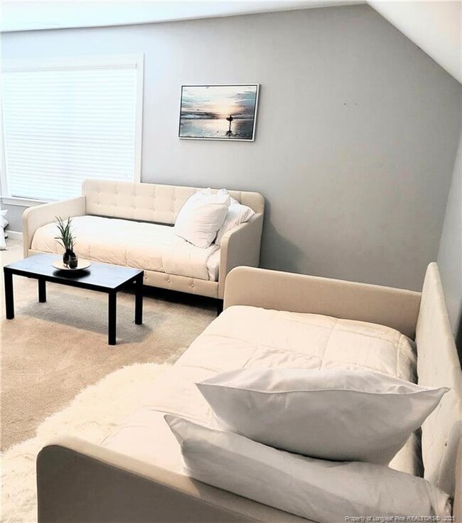 Building Photo - 54 Charter St