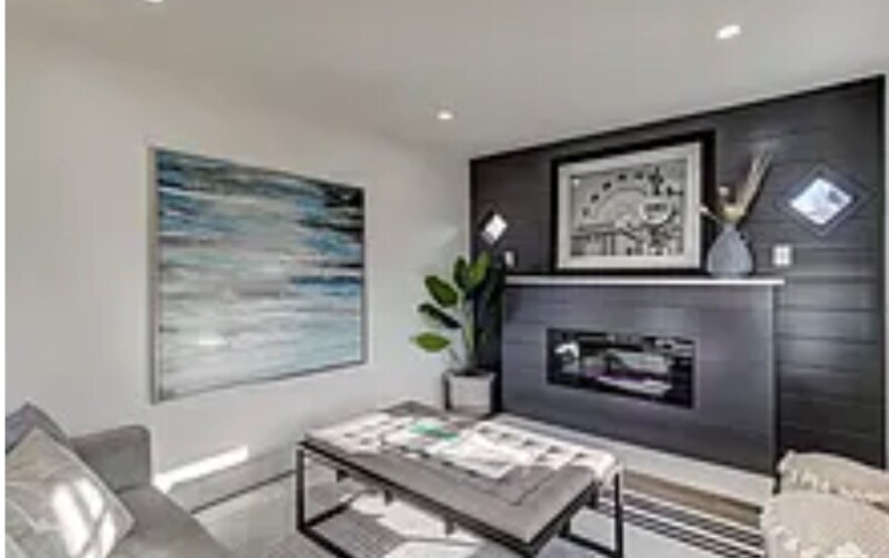 Building Photo - 4615 Noyes St