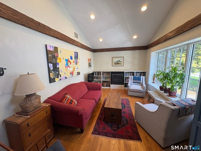 Building Photo - 9 Sunset Beach Rd