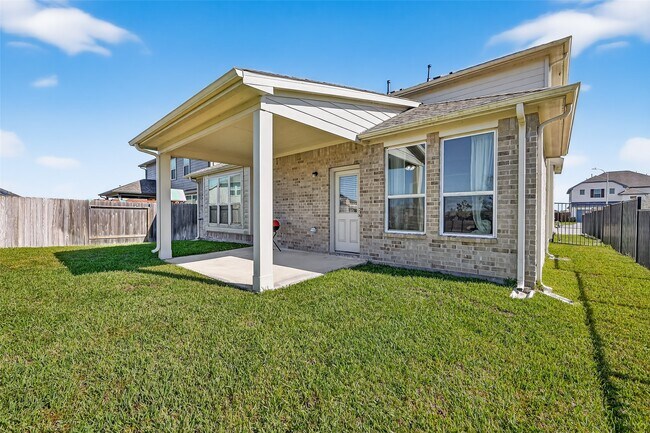 Building Photo - 1601 Darwin Cedar Dr