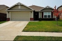 Building Photo - 3 Bed | 2 Bath in Owasso!